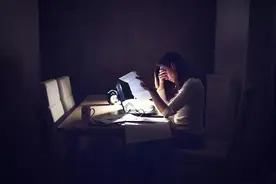 也许有一天，人们会问「她们为什么一定要结婚？」视频封面