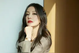 赵薇ins发文透露近况，现在正跟父母在一起，还叮嘱粉丝好好吃饭图片