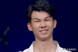 专业乐迷再犯众怒，白举纲一轮游，周迅和大张伟挺身而出图片