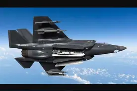 美国最强战机爆出丑闻：超过音速会空中解体？俄军：就是个笑话图片