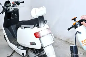 低成本改造，压力喷壶手动变电动，洗车、浇花很方便图片