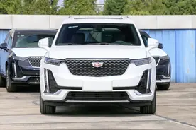 最便宜的豪华旗舰大7座SUV，配置丰富油耗不高，实拍凯迪拉克XT6图片