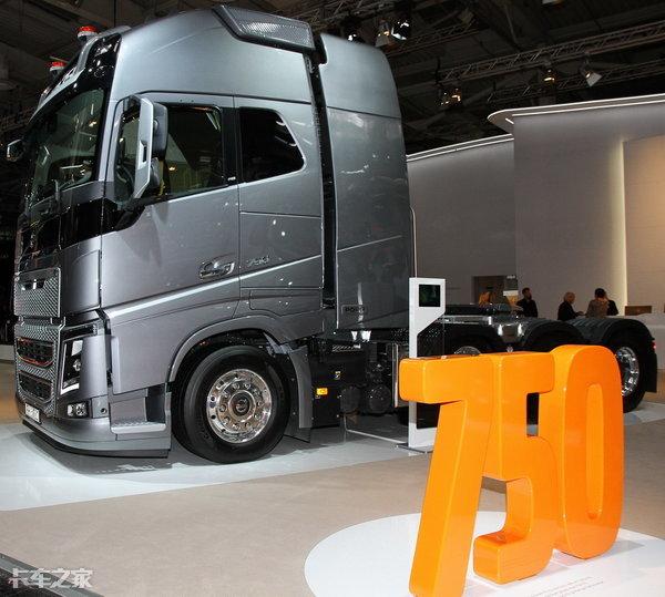 堪称工业艺术品，实拍沃尔沃FH16 750干线大件运输车