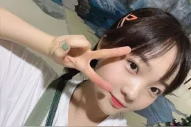 林妙可再翻车？被曝曾冒领粉丝毛笔字，还把伯母的诗署自己名发表图片