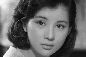 日本国民女神吉永小百合，69岁斩获“日本最美女星”桂冠图片