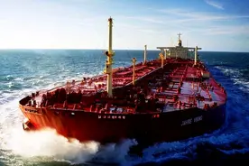 世界上最大的船是航空母舰？不，那是一艘属于中国人的巨轮图片