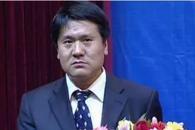 王福重：中医就是扯淡，根本不能治病，却公开支持中医的活熊取胆图片