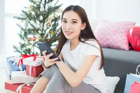 表妹笑我没本事，我直接一个电话，让她生意做不下去，还乖乖道歉图片