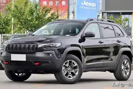 Jeep自由光四驱高性能旗舰版，这价格，愿意为它买单的人多吗图片