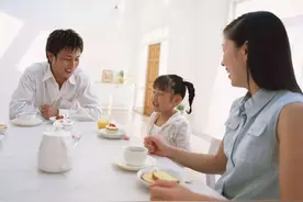 孩子总爱问为什么？父母抓住逻辑思维“萌芽期”，养育出聪明宝宝图片