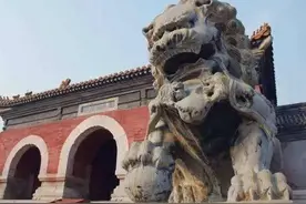 中国并不产狮子，为什么古代中国人会放石狮子在门口辟邪？图片