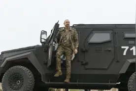 这叫个生猛，伊朗狙击手直接用SVD瞄准阿塞拜疆总统头部图片