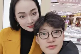 恭喜！中国男排第一帅哥官宣女友，神似宋慧乔，曾和杨珺菁恋爱图片