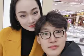 恭喜！中国男排第一帅哥官宣女友，神似宋慧乔，曾和杨珺菁恋爱图片