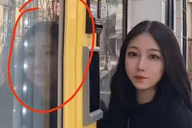 “给对象送奶茶，这样子送过去会不会分手啊？”哈哈哈肯定白送了图片