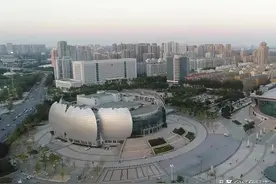 鲁南4市上半年地方财政收入10强区县：兰山区最高，济宁入围最多图片