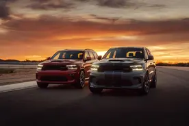 道奇Durango SRT Hellcat最大功率717马力图片