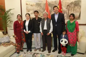 中国士兵迷路误入印度，被滞留娶妻生子。回国之路为何如此艰难？图片