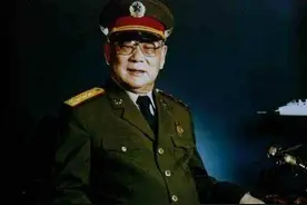 李景：上将军衔，原中央军委副总参谋长，曾任海军航空兵司令员图片