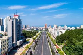 麻城10年间，常住人口逼近90万人，如何加快建成区域性中心城市？图片