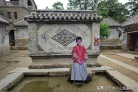 山东沂蒙红色影视城，《红高粱》拍摄地，被誉“中国乡村好莱坞”图片