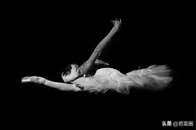 经典芭蕾独舞《天鹅之死》赏析图片