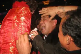 故事：公爹和儿媳妇图片