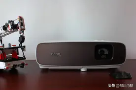 投影仪不如大尺寸电视？试过明基W2700这款广色域4K投影仪再说图片