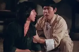 成家班的玩命替身，3次被捧为主角都不红，网友:要跟洪金宝就好了图片