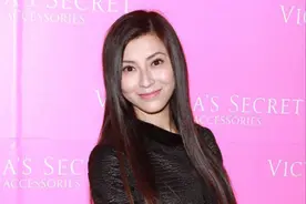 49岁蔡晓仪近况令人担忧，面容憔悴神情呆滞，至今单身行踪低调图片