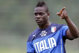 当今足坛廉价6个球星，巴神年薪50万欧元，罗比尼奥零转会费图片