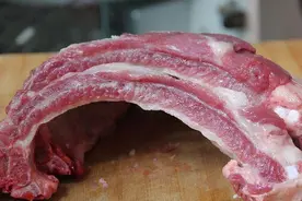 买排骨，颈排、肋排、软排有何区别？老屠夫说出真相，不懂太可惜图片