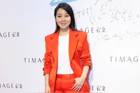 闫妮自带陕西女人的豪放感，穿高级西服套装，气质还是不咋洋气图片