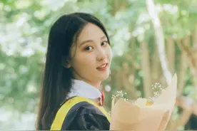美女学霸！四川高校学生会主席，集美貌与才华于一身，保研985名校！图片
