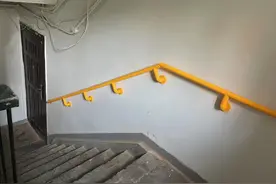 永定路老小区安装无障碍安全老人扶手图片