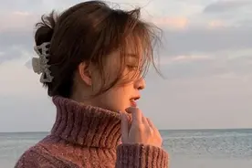 头量一少气质全无！适合40岁女人洋气烫发，蓬松时尚显发量图片