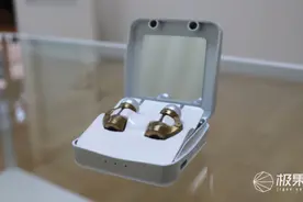 AirPods不酷了！耳环式蓝牙耳机问世：定向传音，仅重7克图片