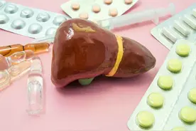 肝脏有没有癌变，不妨照镜子看一看，若没有3个信号，偷乐吧图片
