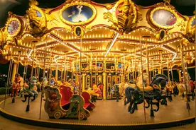 旋转木马的秘密图片