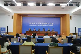 答记者问丨日照市着力推动乡医待遇落实、加强队伍建设，乡村医生队伍结构图片
