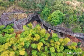 宁波山顶洞人遗址，原始秘境，仍有人居住图片