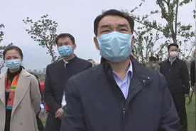 熊运浪 陈翔等视察指导房屋征收工作图片
