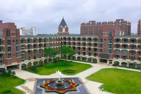 温江二十一世纪学校首届艺美班问世，冲刺清华、央美等国内名校图片
