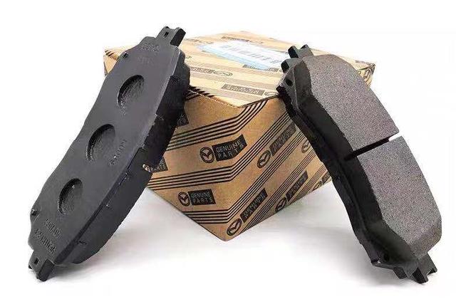 对原厂刹车片/刹车蹄片(配或零件号仅供参考)(配或零件号仅供参考后 