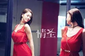 《情圣》名场面——克拉拉停车场的那一支舞，俘获了多少男人的心图片