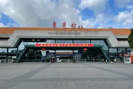 用图片记录自己打卡过的东莞各个火车站图片
