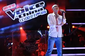 《好声音》唯一获满分选手，连登5次春晚，平安为何如今口碑尽毁图片