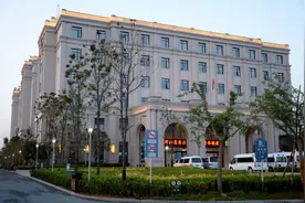 “领养”一家医院，郑大一附院这次能把省立医院盘活吗？图片