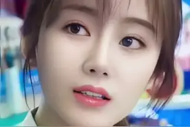 眉清目秀姿色美，月貌花容倾满城图片