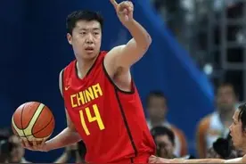 聊一下中国男篮球二代的年龄，他们的年龄真的没有办法作假图片